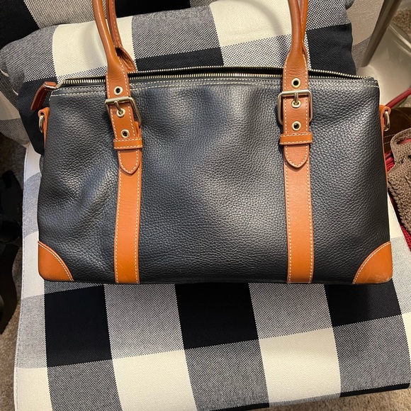 Dooney&Bourke crossbody - Picture 4 of 7